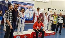Karate’de 2 Madalya